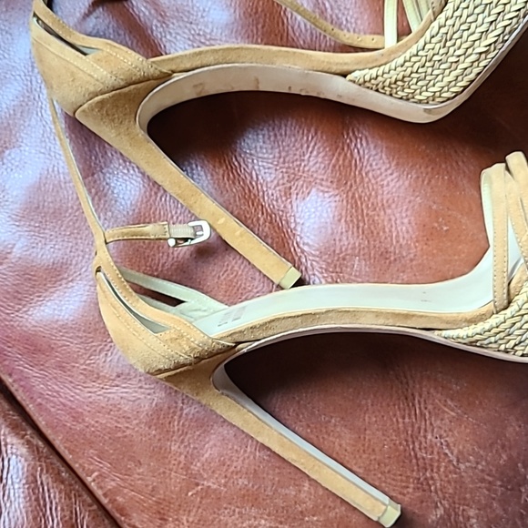 Stuart Weitzman | Whichway Platform - Picture 5 of 14